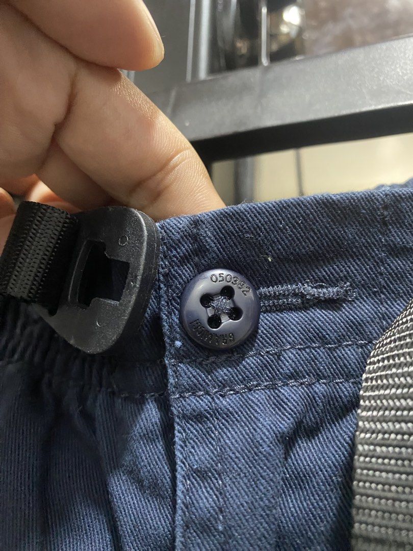 Gramicci (Category: Chinos) located in Manila. Submitted by vizcarrach03925 (Listing ID 1464717012, Image 3). Description: .