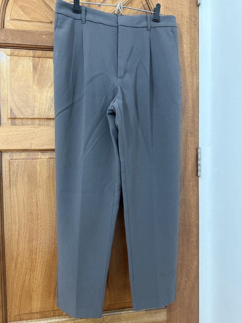 Gray GU Trouser (Category: Other Bottoms) located in Naga. Submitted by sbcookieee (Listing ID 1464719570, Image 2). Description: .