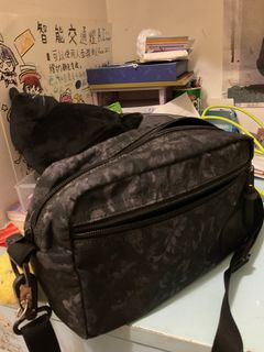 （分類：）位於 。 由 yus1en 提交（商品編號 1464675499，圖片 1）。簡介： 。