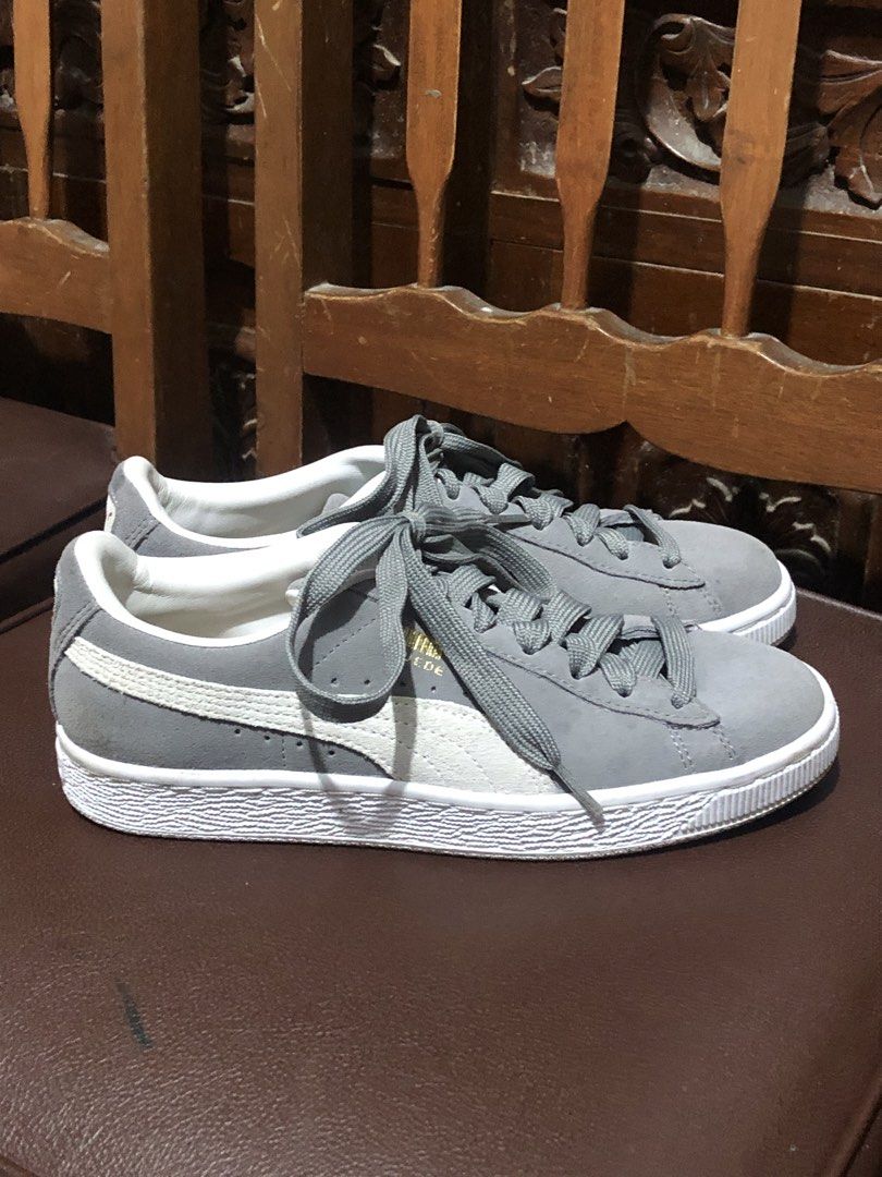 Grey Puma Suede Classic Sneakers (Category: Sneakers) located in Manila. Submitted by lauiee (Listing ID 1464635307, Image 3). Description: Puma Suede Classic XXI (Steel Grey / Puma White). White sole and stripe detail. Laces are grey too. Good for casual wear. Worn 1-2 times. Payment first! 💕 Can do meet up if nearby. If not, via maxim delivery..