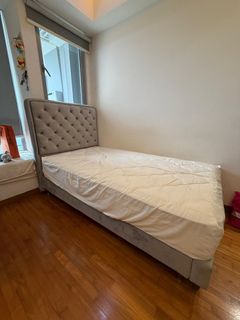 (Category: ) located in . Submitted by chaxellaa (Listing ID 1464739313, Image 1). Description: .
