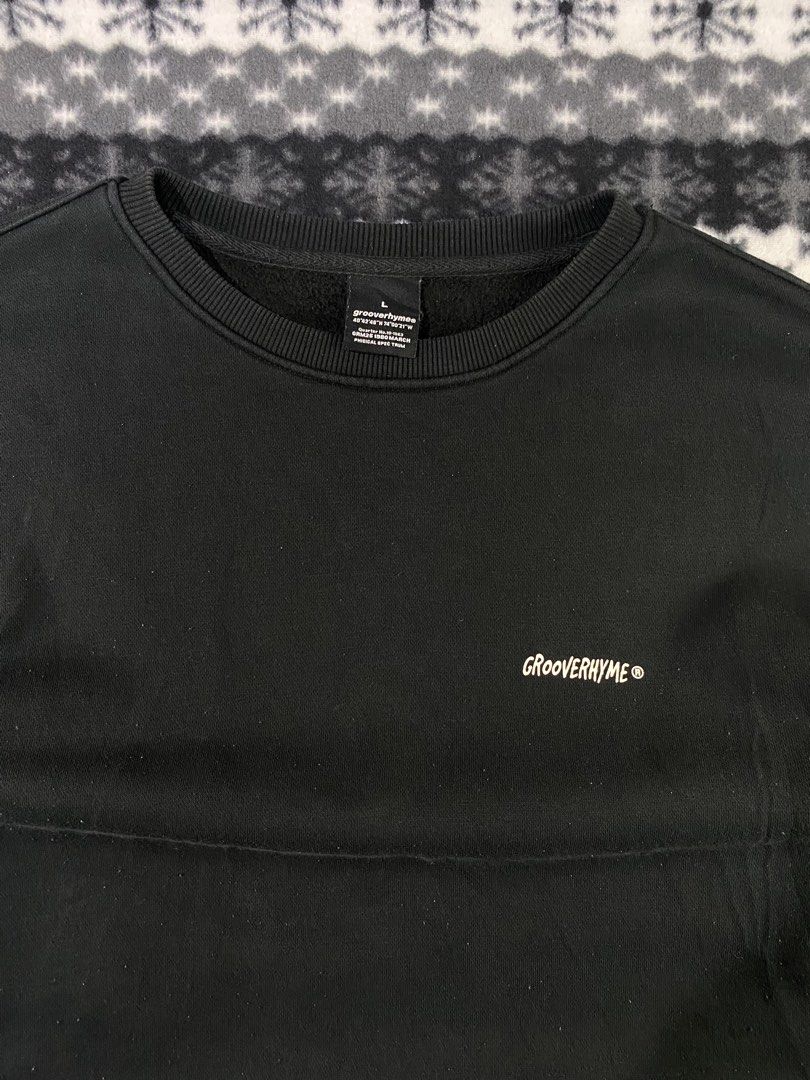Grooverhyme (Category: Coats, Jackets and Outerwear) located in General Santos City (Dadiangas). Submitted by nokkie_thrift (Listing ID 1464659607, Image 3). Description: Grooverhyme Good condition Dimes 22x28 Issue: minimal scratch.