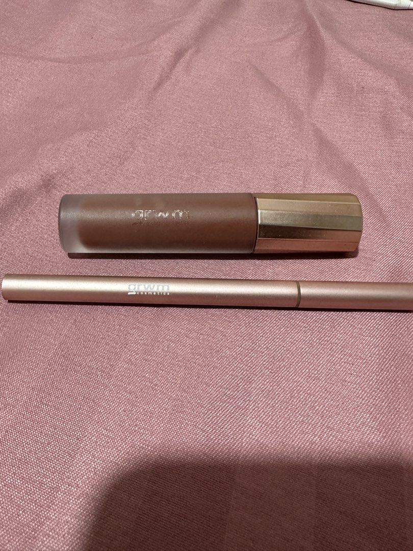 GRWM Cosmetics Milk Tint (Category: Makeup) located in Manila. Submitted by chingkwayla (Listing ID 1464664352, Image 1). Description: - GRWM Cosmetics Milk Tint in '100% Sugar' (Used once only for blush) - GRWM Cosmetics Lip Liner in 'Bean' (Never been used) - Both are full-sized products 150 pesos for both.