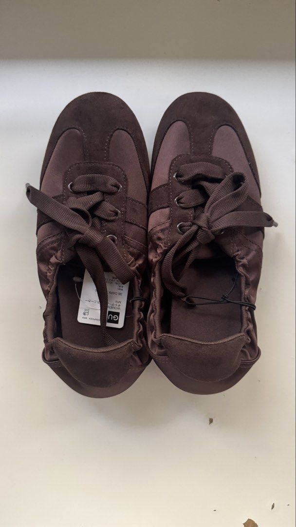GU Ballet Sneakers (Category: Sneakers) located in Quezon City. Submitted by shoppingcl (Listing ID 1464661683, Image 2). Description: • Brand new, never been worn • Retails for ₱2500 • Size 22.5cm.