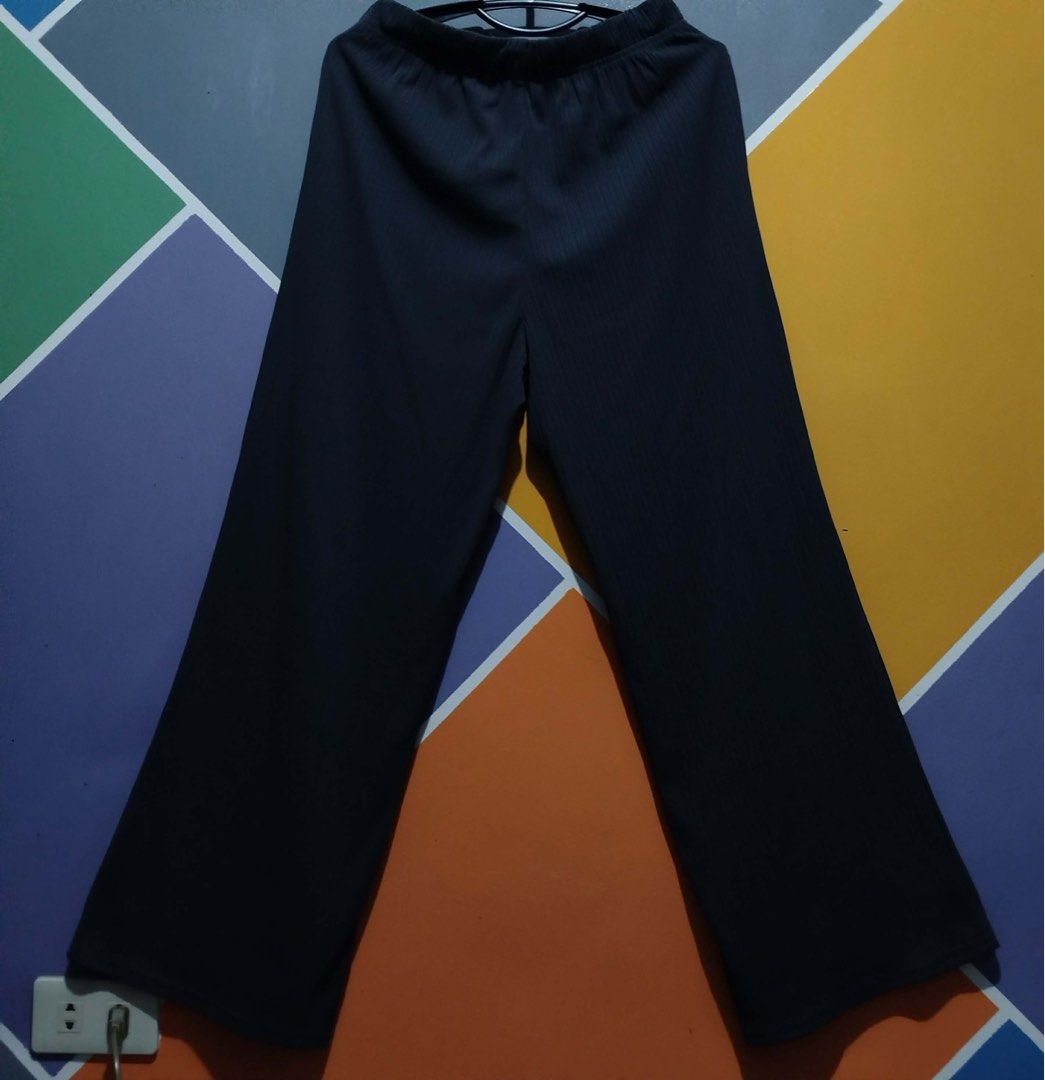 GU by Uniqlo Ribbed Pull On Pants (Category: Other Bottoms) located in Lingayen. Submitted by moreonuniqlo (Listing ID 1464697852, Image 2). Description: GU by Uniqlo Ribbed Pull On Pants Large on Tag Fits up to size 34 Length 38 Good as New No Issue.