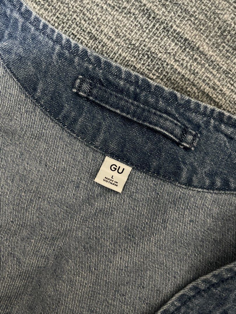 GU Denim Utility Vest Size L (Category: Vests) located in Marikina City. Submitted by caseydreyes (Listing ID 1464597120, Image 2). Description: - like new! never been used - bought this in japan - rfs: impulse buy/decluttering.