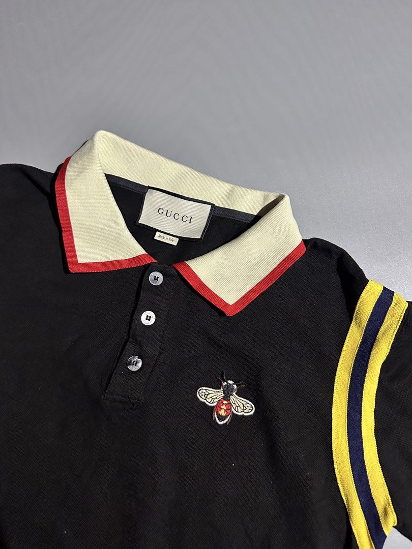 GUCCI BEE LOGO (Category: Luxury Apparel) located in Makati City. Submitted by js.street.finds (Listing ID 1464661085, Image 2). Description: dimes 20.5/25.