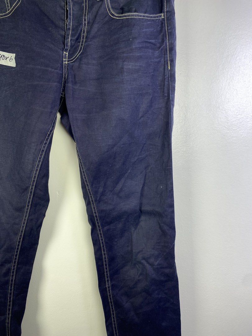 Gucci Dark Wash Denim Jeans (Category: Jeans) located in Manila. Submitted by declutterpromax (Listing ID 1464603412, Image 2). Description: - Authentic Gucci dark wash denim jeans - Classic five-pocket styling - Straight leg fit - Made in Italy - Perfect staple piece for your wardrobe - Please check photos for condition details.