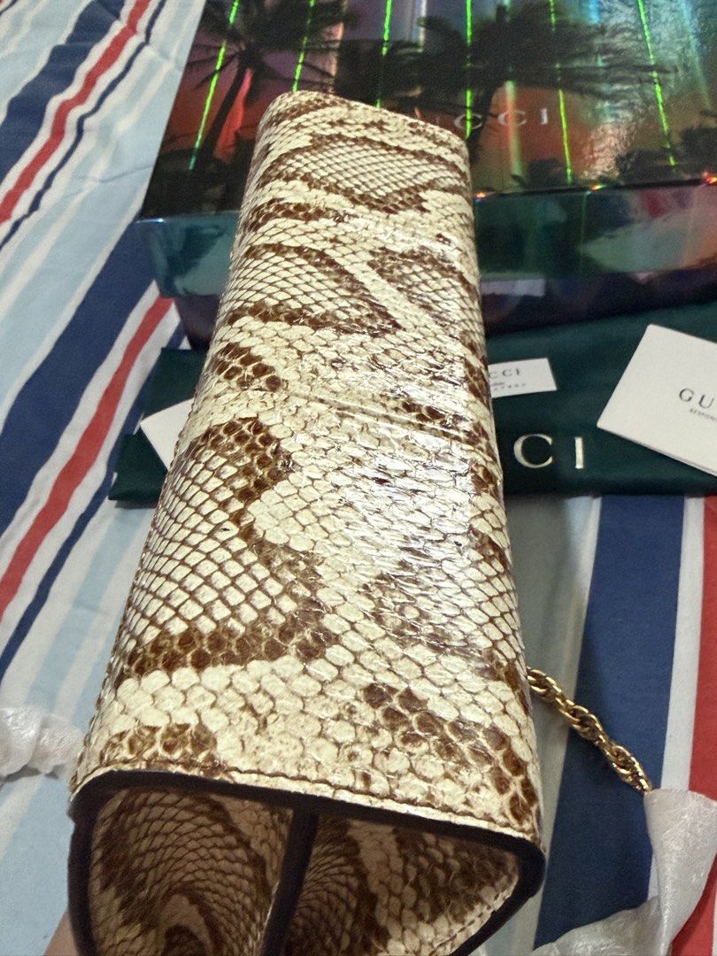 GUCCI RAFFIA ELAHPHE GG OPHIDIA (Category: Shoulder Bags) located in Taguig. Submitted by Zyannah (Listing ID 1464614632, Image 3). Description: GUCCI RAFFIA ELAHPHE GG OPHIDIA CHAIN SHOULDER BAG Brand new / UNUSED 💯 • Woven raffia body • Textured Elaphe (snake leather) trim • Signature green & red Web stripe • Classic GG motif • Elegant gold-tone hardware • Stylish chain shoulder strap • Complete inclusions • No flaws — unused Perfect statement