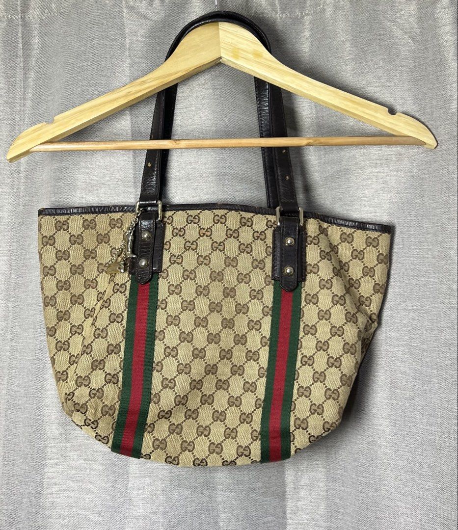 Guccii monogram tote bag (Category: Luxury Bags & Wallets) located in General Trias. Submitted by luxfinds2019 (Listing ID 1464635902, Image 3). Description: Gucci gg tote bag 3,999 shipped Anjan na details Goods na goods Loc laguna Pm.