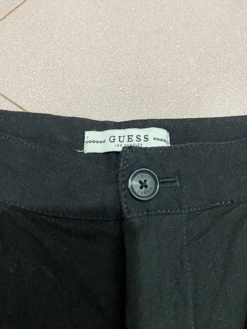 Guess Black Pleated Short (Category: Shorts) located in Tacurong. Submitted by curatedbyrani (Listing ID 1464744536, Image 2). Description: Super Like New Size: 26-28 Length: 15inches Black color.