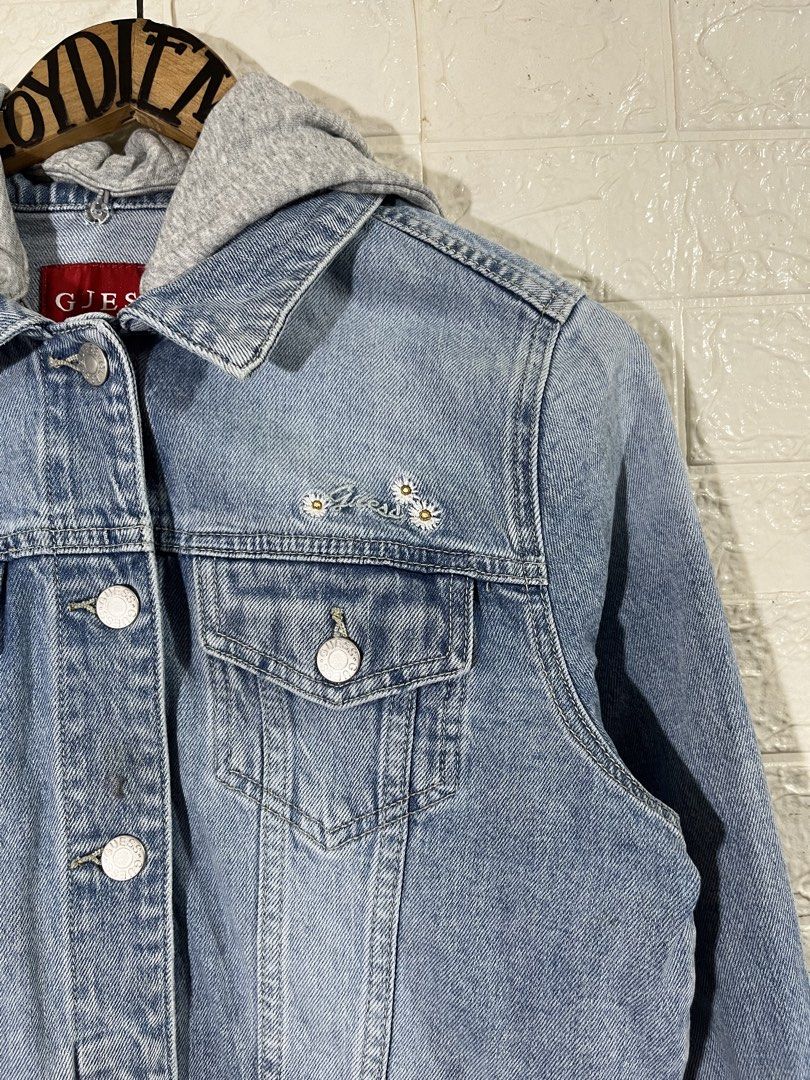 guess denim embroidered denim jacket (Category: Coats, Jackets and Outerwear) located in Manila. Submitted by lloydiemmfmannn (Listing ID 1464616453, Image 3). Description: guess denim embroidered logo jacket sz S on tag w19 l23.5 flaws: pasay location ig: ALLIN.THRIFT.