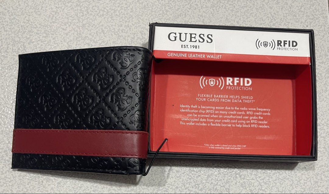 Guess Wallet (Category: Wallets & Card Holders) located in Mandaue City. Submitted by MJ_80 (Listing ID 1464624449, Image 2). Description: .