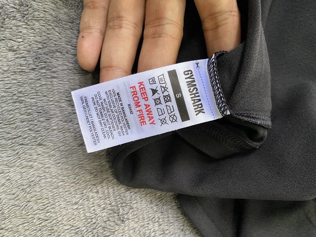 Gymshark Training Shirt (Category: Activewear) located in Cebu City. Submitted by markvoid (Listing ID 1464698793, Image 3). Description: Gymshark Training Shirt >Excellent Condition >Like New >No Flaws >Color Rate: 10/10 >Color May Vary Due To Light >Width: 18 >length: 23 >Size: Small >Price+SF >MOP: Gcash/Bank Transfer >Shipping: J&T Mandaue City.