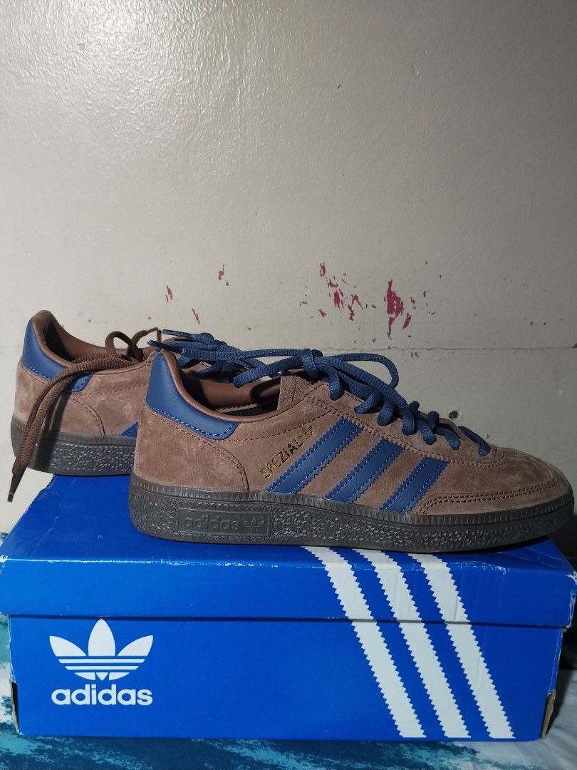 HANDBALL SPEZIAL (Category: Dress Shoes) located in Manila. Submitted by poppyeyes (Listing ID 1464612558, Image 2). Description: BRAND NEW NEVER BEEN USED.
