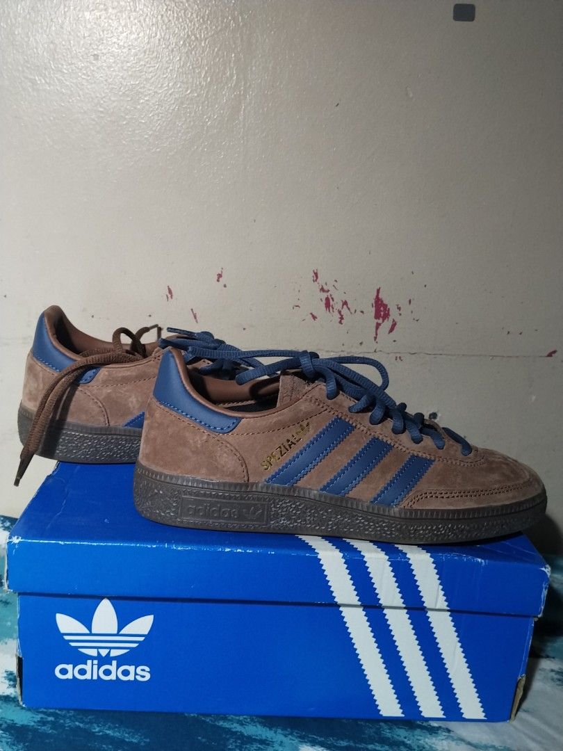HANDBALL SPEZIAL (Category: Dress Shoes) located in Manila. Submitted by poppyeyes (Listing ID 1464612558, Image 3). Description: BRAND NEW NEVER BEEN USED.