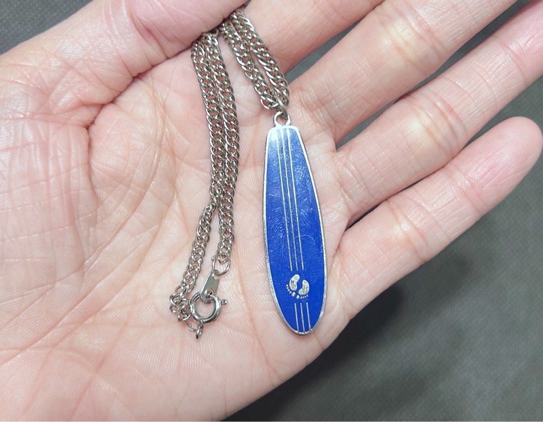 Hang Ten Necklace (Category: Necklaces) located in Makati City. Submitted by cestparfaitvintagejewelries (Listing ID 1464629542, Image 1). Description: .