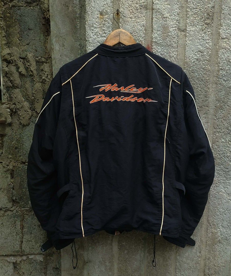 Harley Davidson Riding jacket (Category: Coats, Jackets and Outerwear) located in Manila. Submitted by norathrifted (Listing ID 1464768632, Image 2). Description: Harley Davidson Riding jacket Size: Large W-22 L-26 excellent condition.