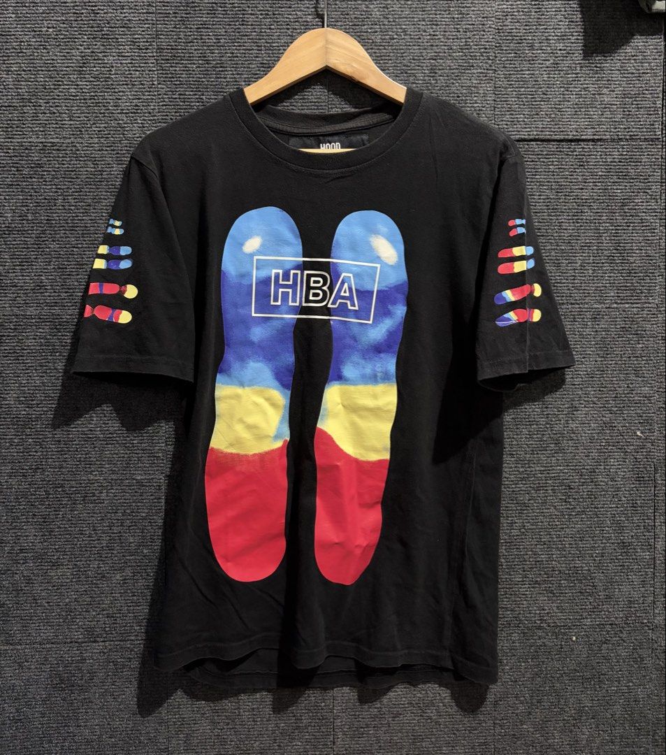 Hba tee (Category: Activewear) located in Baguio. Submitted by picksby_mik (Listing ID 1464755554, Image 1). Description: M on tag Excellent condition .