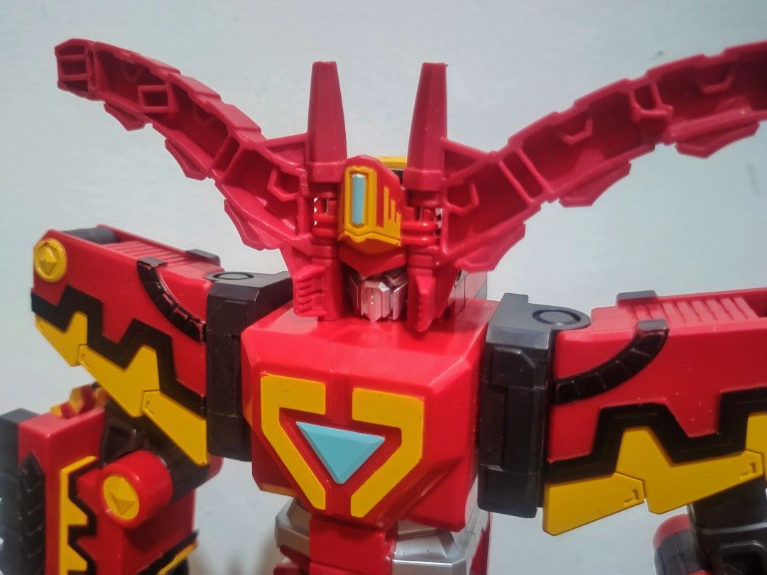 Hello Carbot KING DIZER Transforming Robot (Category: Figurines & Statues) located in Paranaque City. Submitted by corner24 (Listing ID 1464641013, Image 2). Description: What you see is what you get (AS IS) 2nd Hand Condition, Expect sign of usage See photos for actual Condition 3 MODE Transformation ✅ Missing Flaps/No other accessories included❌ No Box❌ No Reservation/ 1st to Pay Basis Korean/Japan Surplus * Original *Excellent quality *Pls man