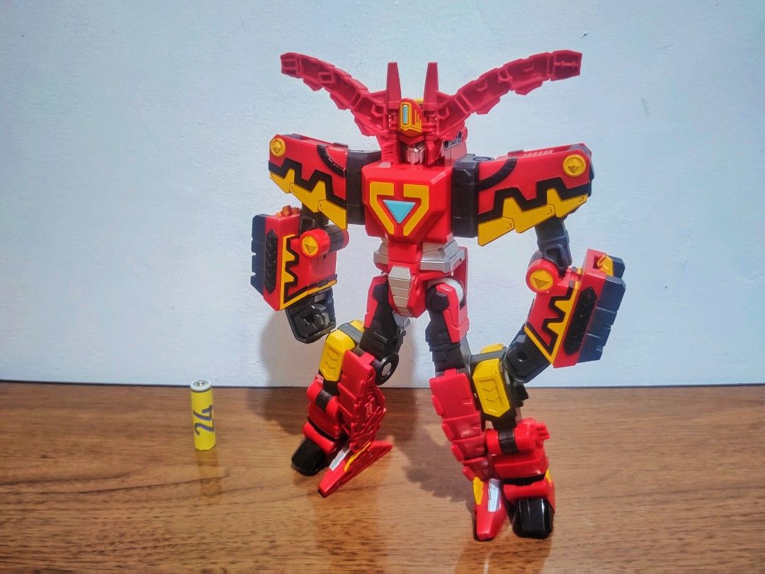 Hello Carbot KING DIZER Transforming Robot (Category: Figurines & Statues) located in Paranaque City. Submitted by corner24 (Listing ID 1464641013, Image 1). Description: What you see is what you get (AS IS) 2nd Hand Condition, Expect sign of usage See photos for actual Condition 3 MODE Transformation ✅ Missing Flaps/No other accessories included❌ No Box❌ No Reservation/ 1st to Pay Basis Korean/Japan Surplus * Original *Excellent quality *Pls man