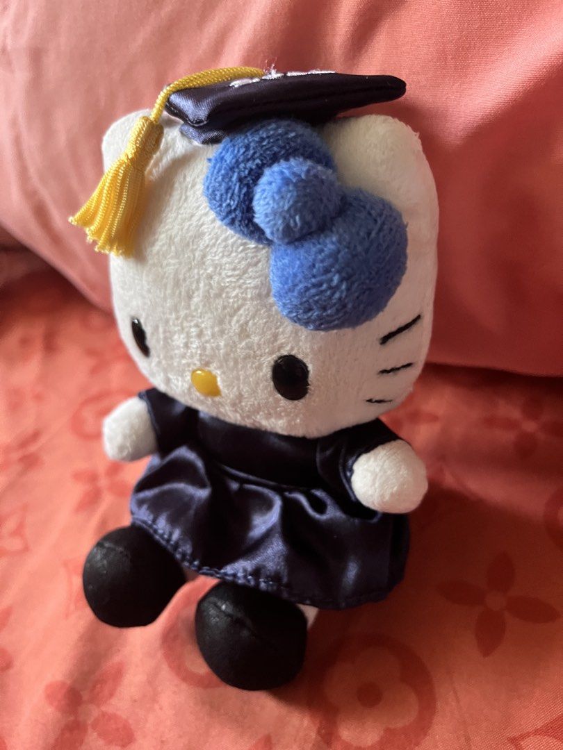 Hello kitty 2011 graduation plush (Category: Plushies & Soft Toys) located in Paranaque City. Submitted by bonsaiart (Listing ID 1464588981, Image 2). Description: Pre owned Good condition 850+sf Payment via gcash or paymaya Shipping via j&t.
