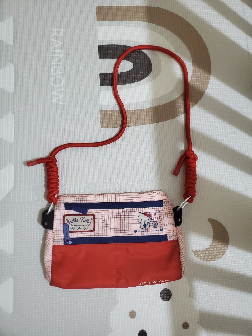 Hello Kitty Sling Bag (Category: Sling Bags) located in Cainta. Submitted by remsiecorpus (Listing ID 1464621392, Image 1). Description: .