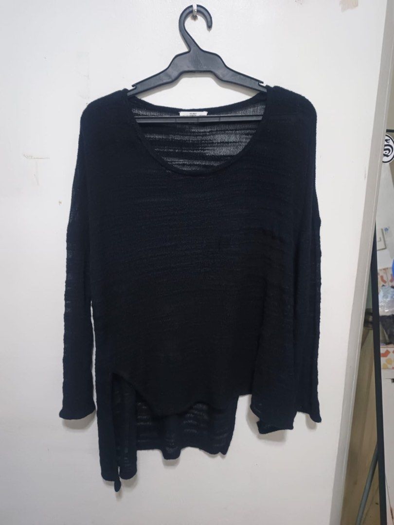 HELMUT LANG (Category: Longsleeves) located in Dasmarinas. Submitted by jessputrages (Listing ID 1464752227, Image 1). Description: For sale Helmut Lang Excellent condition No issue 500 plus shipping fee Pm for more details.