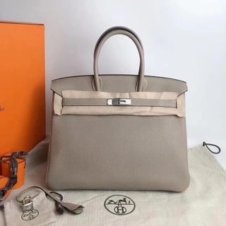 （分類：）位於 。 由 reluxury2hk 提交（商品編號 1464628976，圖片 1）。簡介： 。