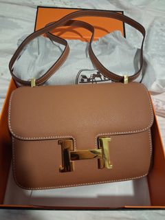 （分類：）位於 。 由 warm.sallyscloset 提交（商品編號 1464648484，圖片 1）。簡介： 。