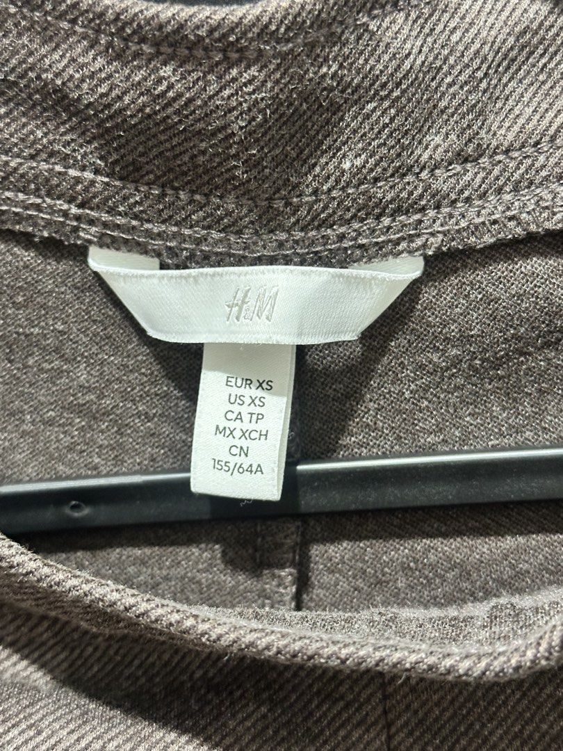 H&M Brown Wide Leg Pants (Category: Other Bottoms) located in Bulacan. Submitted by aj.dc (Listing ID 1464673972, Image 3). Description: MOP: Gcash MOD: J&T/Lalamove/Grab Can ship from Bulacan/Pasay Delivery fee to be shouldered by buyer.