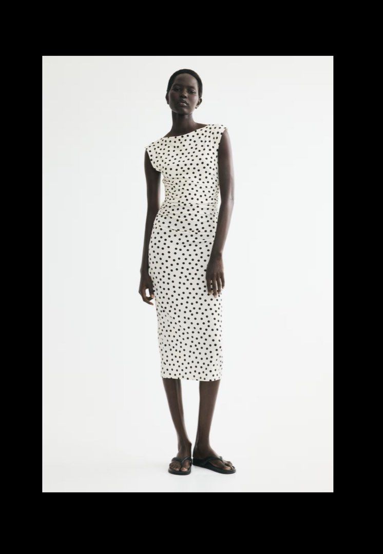 H&M Cap sleeved dress (Category: Dresses) located in Pasig City. Submitted by Brands.by.Grace (Listing ID 1464719620, Image 2). Description: Brand new with tag H&M cream polka dot Body fit.