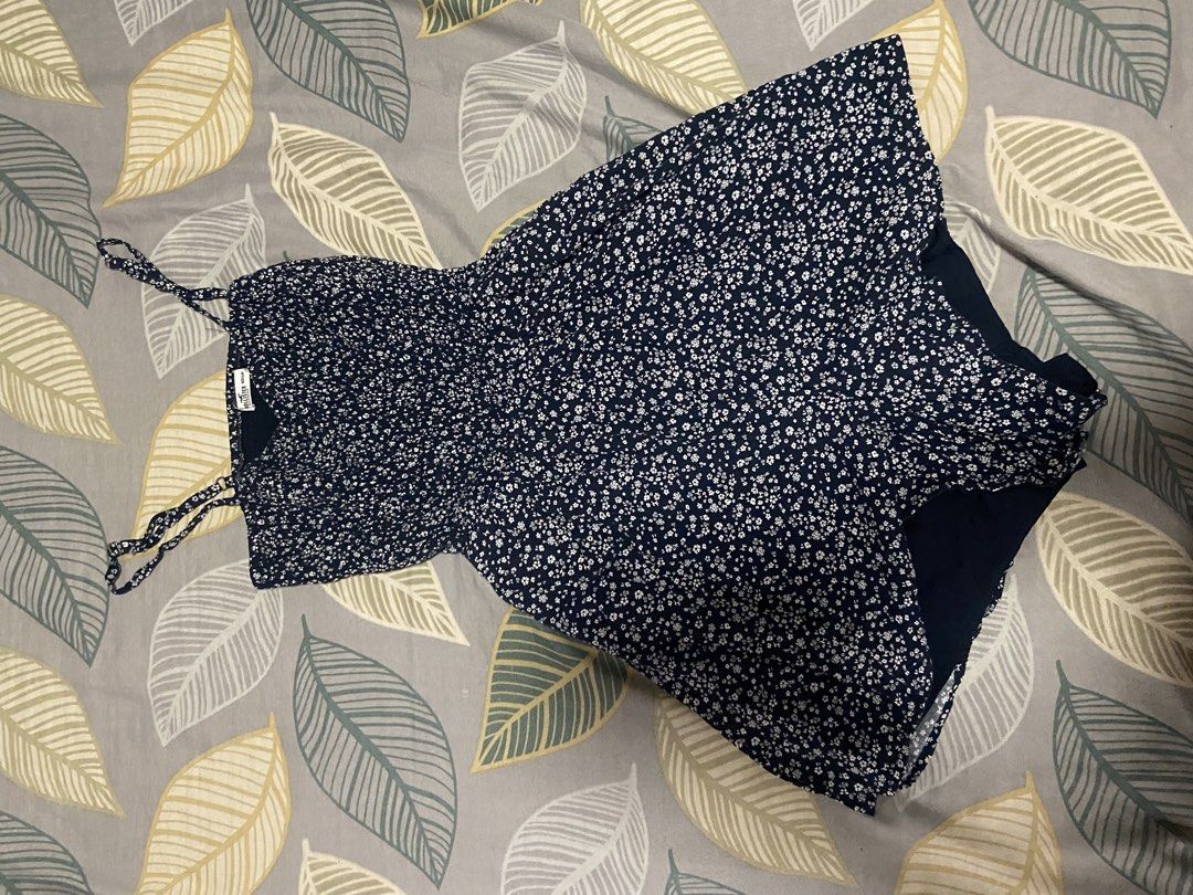 Hollister Romper (Category: Rompers) located in Manila. Submitted by truefalcon_495a65 (Listing ID 1464621343, Image 1). Description: .