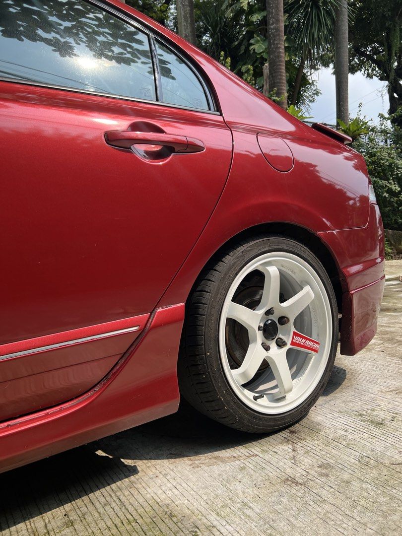 Honda Civic 1.8 (A) (Category: Used Cars) located in Manila. Submitted by cesqtie (Listing ID 1464751572, Image 3). Description: Honda civic fd 1.8 2007 model all stock engine registered until next year newly pms 94k legit odo automatic transmission fresh paint pwede sa maselan modulo bodykits octagon tails mugen racing seats android headunit volk te37 mags spare tire original enkei new battery motolite gold meron resibo for warranty 1week pa lan