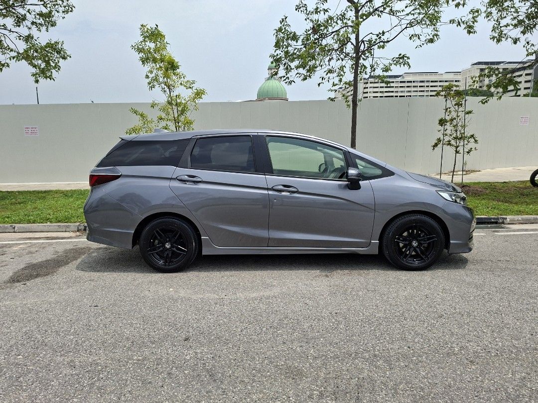 Honda Shuttle 1.5A G Honda Sensing Auto (Category: Used Cars) located in Singapore. Submitted by preciseauto (Listing ID 1464656322, Image 2). Description: 🔥🔥BOSS SAY ALL MUST GO CLEARANCE SALE🔥🔥 🚨CHEAPEST CARS IN THE MARKET🚨 🚘$500 DRIVEAWAY🚘 🏦LOWEST INTEREST FROM 1.48%🏦 🟢1 YEAR WARRANTY🟢 🔧FREE 1 YEAR SERVICING🔧 🏬 Vehicle 120 Points INSPECTION CHECK By In House Workshop BEFORE we put them for SALE 🚕 PHV Drivers Welcomed 🔁 High Tr