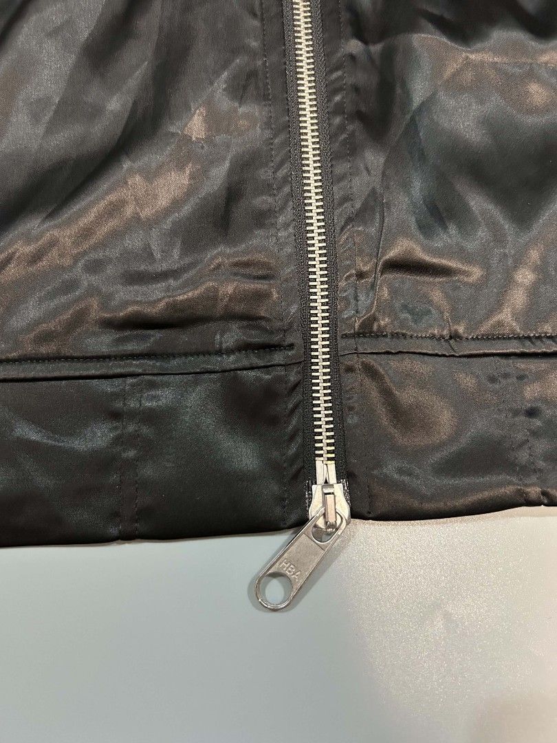 Hood by air hustler jacket (Category: Coats, Jackets and Outerwear) located in Santa Rosa. Submitted by _ba_mo_si_ (Listing ID 1464727957, Image 3). Description: Size medium Width 23 Length 27.5 Plus sf.