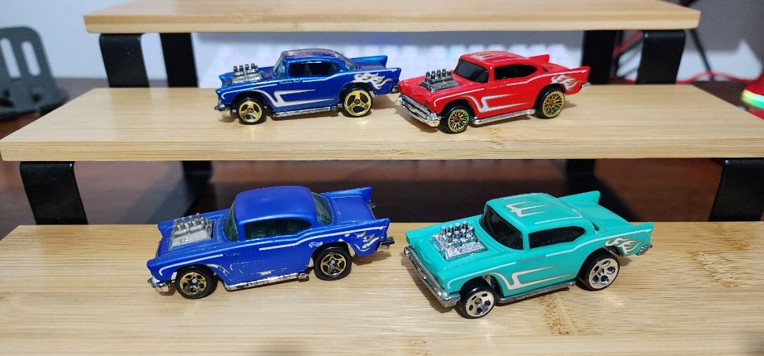 Hot Wheels 57 Chevy Bel Air set (Category: Vehicle & Diecast Models) located in Mandaluyong City. Submitted by kinsenas (Listing ID 1464672130, Image 1). Description: Hot Wheels 57 Chevy Bel Air set 450 set official color variants one as faded paint MOP: Gcash MOD: J&T, Lalamove Mandaluyong area.