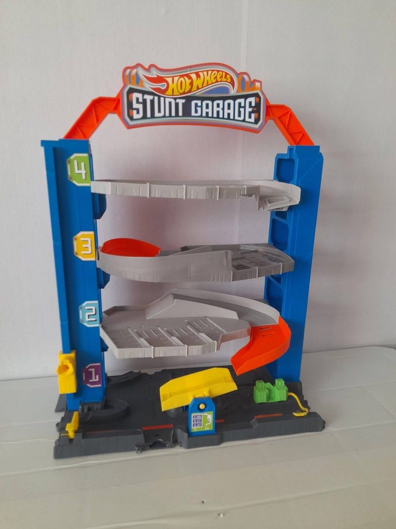 Hot wheels tunt garage (Category: Kids Toys) located in Manila. Submitted by mar.quin (Listing ID 1464767965, Image 1). Description: Stunt only no hot wheels car No box Wysiwyg.