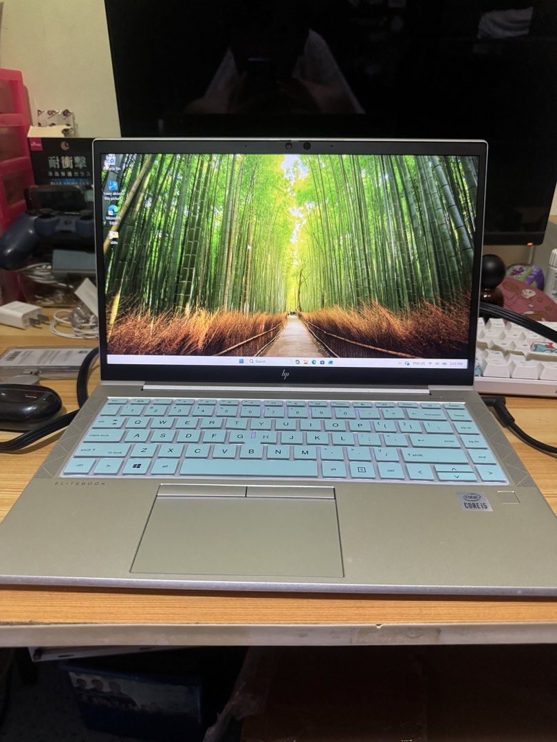 HP EliteBook 10th Gen Core i5 Laptop (Category: Laptops & Notebooks) located in Manila. Submitted by pierce_120 (Listing ID 1464669390, Image 1). Description: - HP EliteBook 840 g7 - Intel Core i5-10210U Processor @ 1.60GHz - Bright and Clear Display - Light Blue Backlit Keyboard - Ideal for Work or School - Comes with Windows 11 .