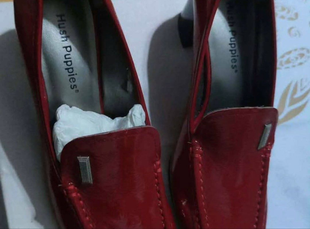 Hush Puppies Red Heels (Category: Flats & Sandals) located in Manila. Submitted by peansandtobs (Listing ID 1464696957, Image 3). Description: Sf m s/o by the buyer Gcash/Cash payment first .