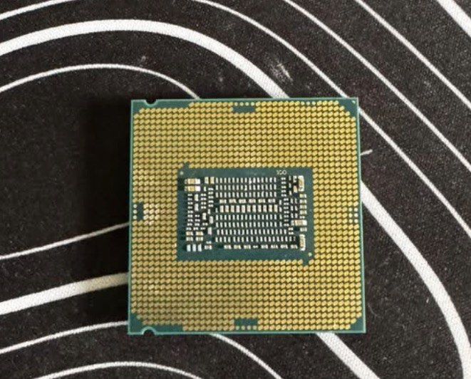 I5-9400F Intel 5 9th gen CPU (Category: Computer Parts) located in Quezon City. Submitted by noahhsellss (Listing ID 1464582620, Image 2). Description: Pulled from old unit Unlitest naman brjng your own testing unit Loc:QC/Marikina.