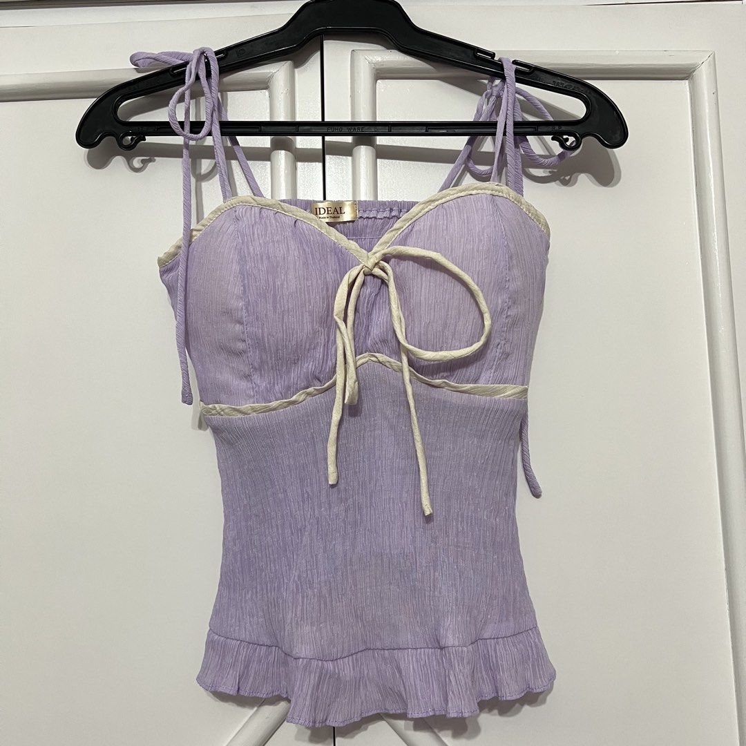 Ideal Dainty Padded Top (Category: Sleeveless) located in Las Pinas. Submitted by bangtanbey (Listing ID 1464737004, Image 1). Description: Ideal brand from Bangkok Washed only, never used Padded Free size (best fits small to large).