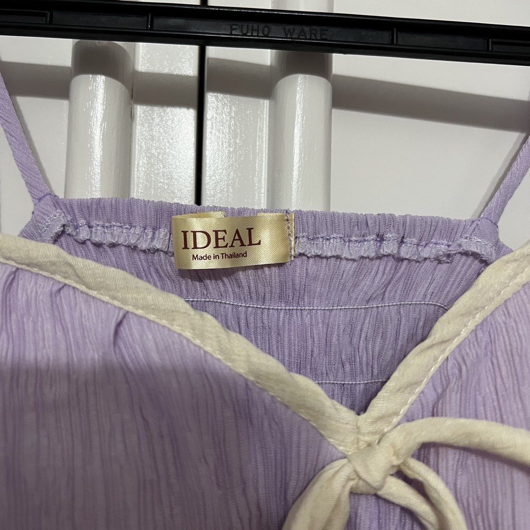 Ideal Dainty Padded Top (Category: Sleeveless) located in Las Pinas. Submitted by bangtanbey (Listing ID 1464737004, Image 3). Description: Ideal brand from Bangkok Washed only, never used Padded Free size (best fits small to large).