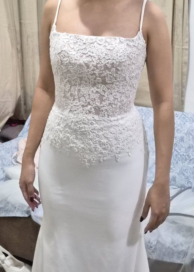 IFAV Wedding Gown (Category: Flowers & Bouquets) located in Imus. Submitted by heypeya (Listing ID 1464636059, Image 3). Description: Custom made by IFAV Designs Original Price: 45000 ​Size: Fits up to 28-inch waist ​Fabric: Crepe Fabric ​Features: Zipper back with a hidden inner corset for a flattering, structured fit. ​Inclusions: ​1 Plain Cathedral Veil ​1 Pearl-Embellished Cathedral Veil ​1 Long-Stemmed Fabric Bouquet and Groom’s Boutonniere 