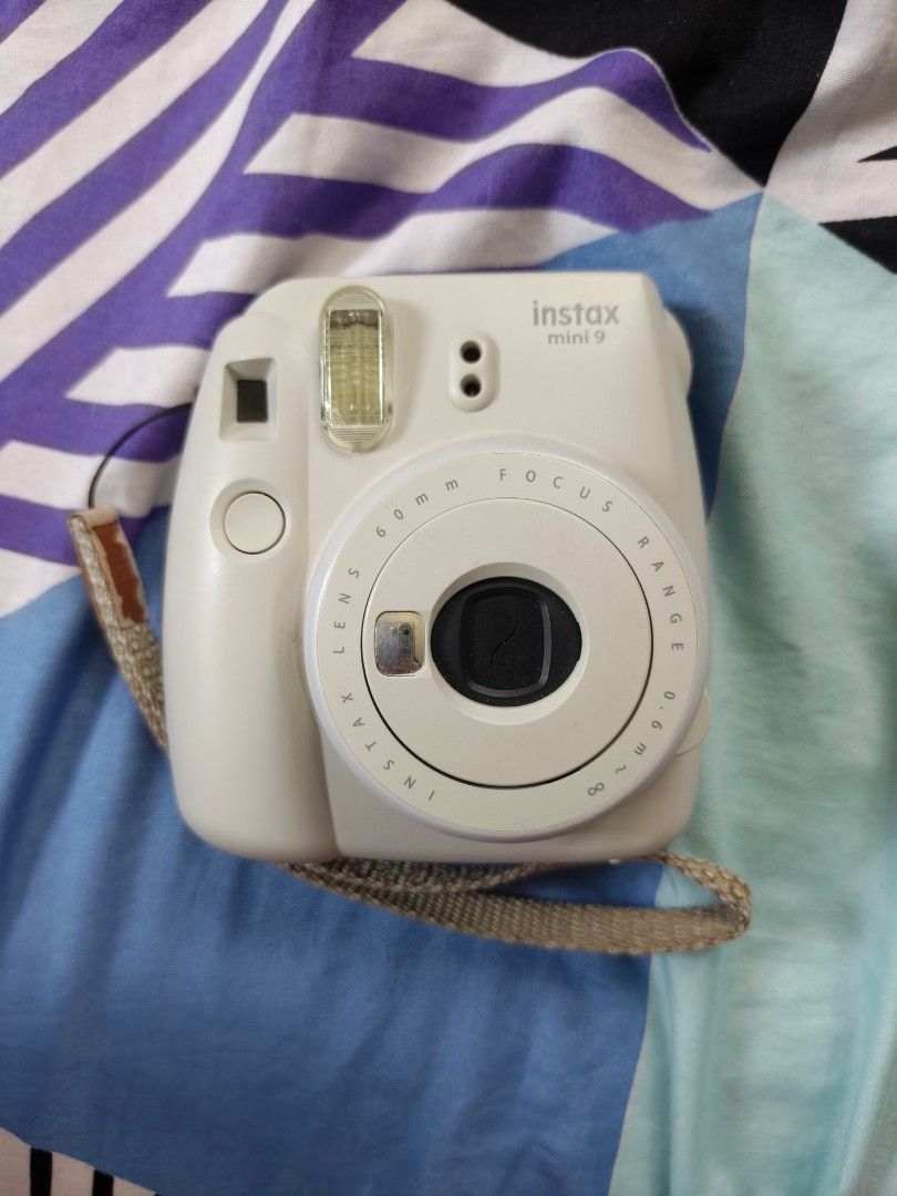 INSTAX MINI 9 (Category: Cameras) located in Alcala. Submitted by sthencvleur (Listing ID 1464694330, Image 1). Description: RUSH SALE ‼️ Fujifilm Instax Mini 9 Price: 1.5k nlangg RFS: need po ng funds to support my education huhu 👀 Inclusions: ✅ Instax Mini 9 Camera (Smokey White) ✅ Leather Case ✅ Wrist Strap ✅ 2 AA batteries 👌🏻 Honest Issues: 🔴 minor signs of usage, doesn't affect the outcome 📍ALCALA, PANG MOP: GCASH can ship thru LBC ! dm