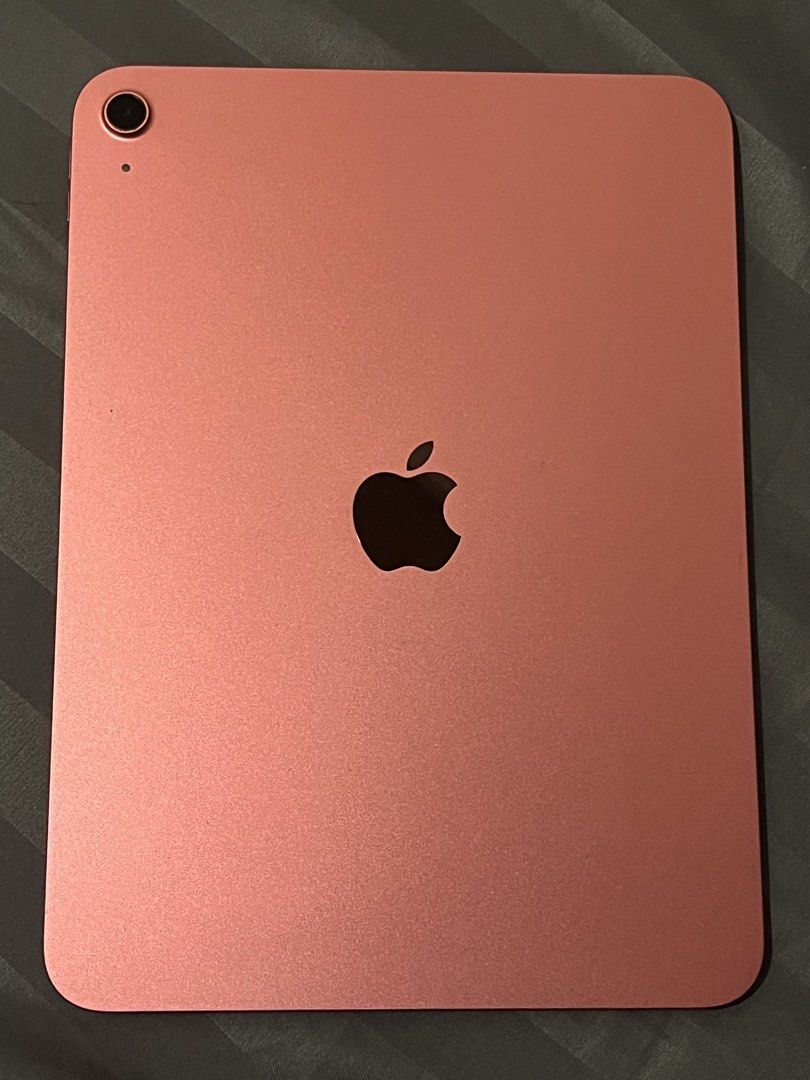 iPad A16 (11th Gen) 256GB (Category: iPad) located in Taguig. Submitted by luckyforest-3ea7 (Listing ID 1464693134, Image 1). Description: 📱 FOR SALE: iPad A16 (11th Gen) 256GB ✅ 256GB Storage 🔋 90% Battery Health ✨ Good working condition 💯 Ready to use RFS: Need funds 📍 Location: Taguig 📩 PM for inquiries or additional details..