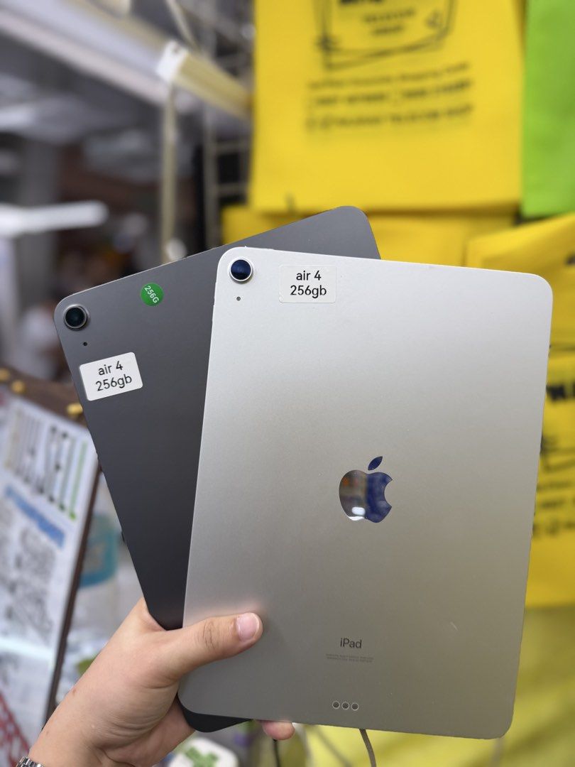 Ipad Air 4 256GB Wifi only no issues 98% smooth (Category: iPad) located in San Juan City. Submitted by najihahtelecomshop2018 (Listing ID 1464740231, Image 3). Description: Legit Store | Original unit FOR SALE | TRADE / SWAP ▫️INSTALLMENT thru: 🔸Credit Card (straight / installment) 🔸Ggives / Gcredit + 6% interest 🔸Spay Later + 6% interest (RFS: Buy and Sell any kinds of Gadgets) Description: Ipad Air 4 256GB ( other GB are also available) Wif