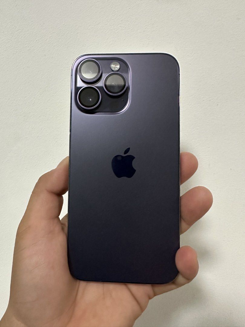 Iphone 14 pro max swap to Iphone 15 pro max (Category: iPhone 14 Series) located in Calamba. Submitted by brightfire-dd63 (Listing ID 1464724024, Image 2). Description: ⸻ 📱 SWAP ONLY — iPhone 14 Pro Max 📱 FOR SWAP: iPhone 14 Pro Max, Deep Purple 🔹 Storage: 128GB 🔹 Battery Health: 77% 🔹 iOS: 26.2 🔹 Condition: Good working condition 🔹 No issues sa paggamit 📌 TARGET SWAP: Mag add po ako. ➡️ iPhone 15 Pro Max 256GB Swap lang po sana. Preferab