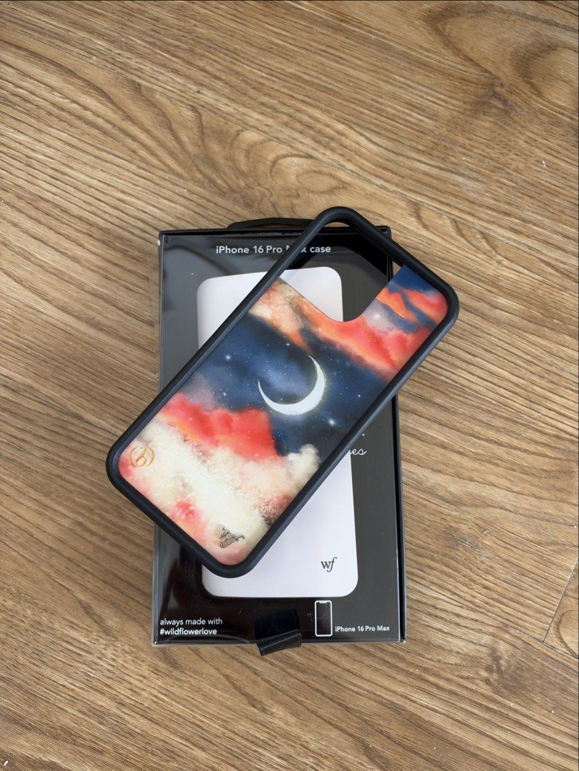 iPhone 16 Pro Max Cases (Category: Cases & Sleeves) located in Pasig City. Submitted by lavenice (Listing ID 1464620238, Image 2). Description: Price depends on the case and its condition Location: Pasig PM .