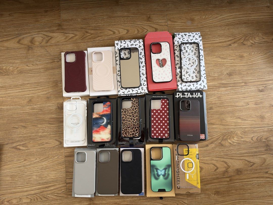 iPhone 16 Pro Max Cases (Category: Cases & Sleeves) located in Pasig City. Submitted by lavenice (Listing ID 1464632642, Image 1). Description: Price depends on the case and its condition Pm Loc pasig Tia.